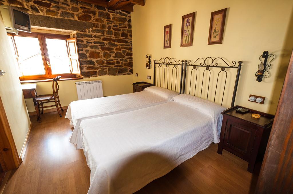 Hotel Rural La Bolera Robles de Laciana Quarto foto